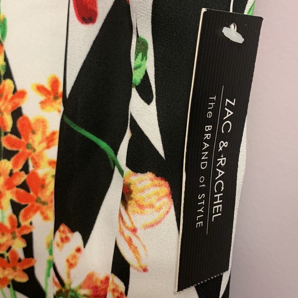 NWT ZAC & RACHEL small Floral tank top high low sleeveless black white floral - Picture 3 of 9